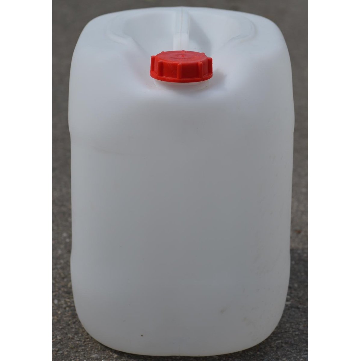 Kanystr plastový objem 30 lit. (použitý,vymytý)